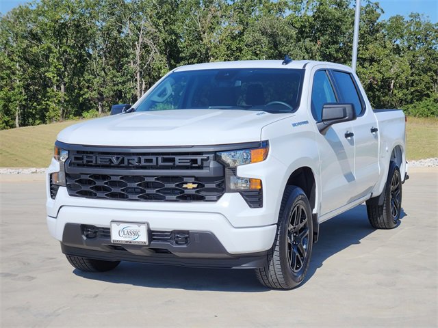 2026 Chevrolet Silverado 1500 Custom photo 2