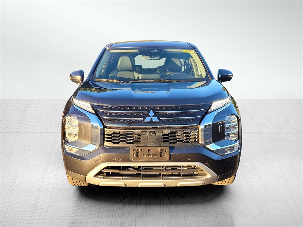 2024 Mitsubishi Outlander SE photo 10