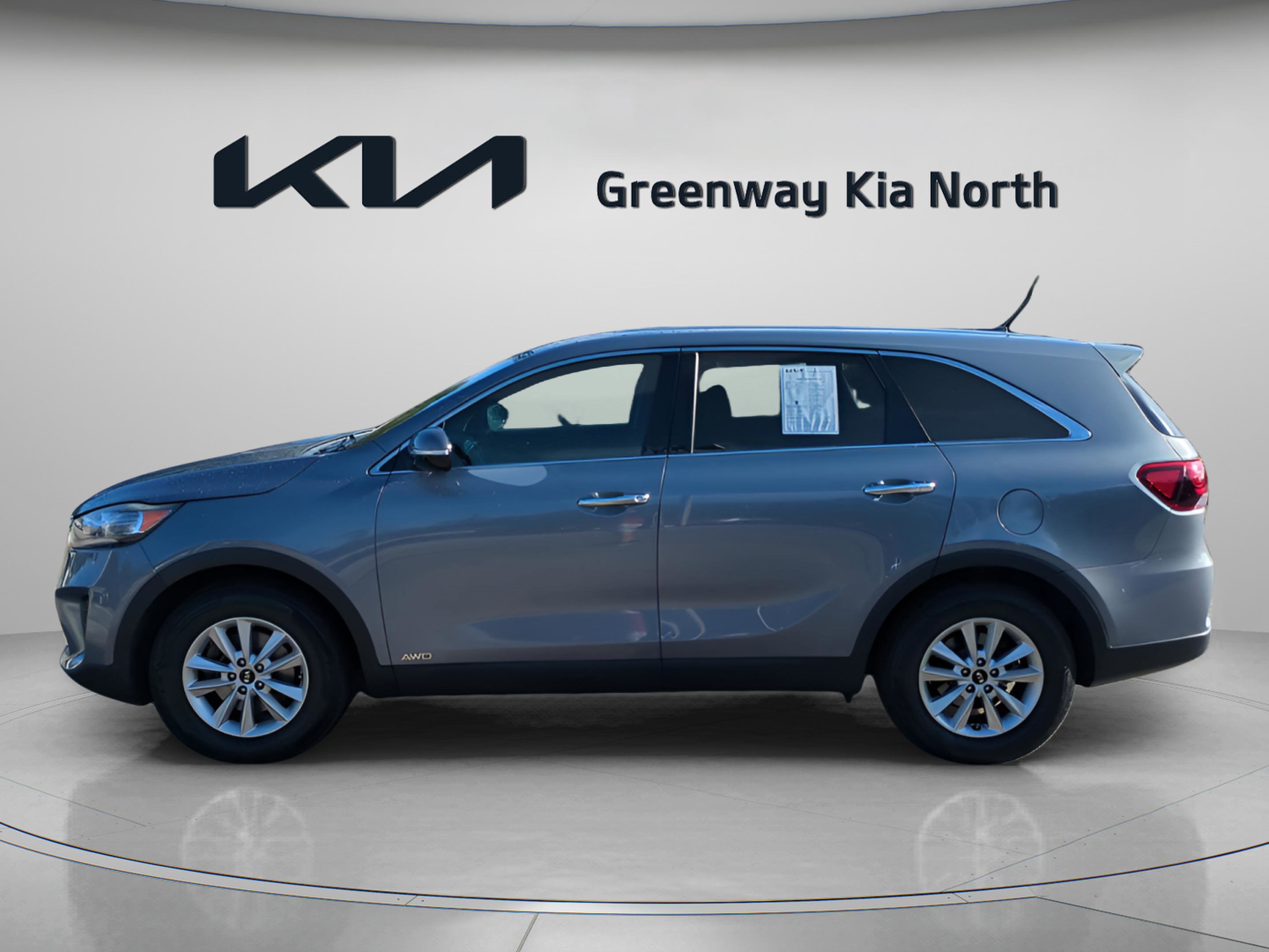 2020 Kia Sorento LX photo 5
