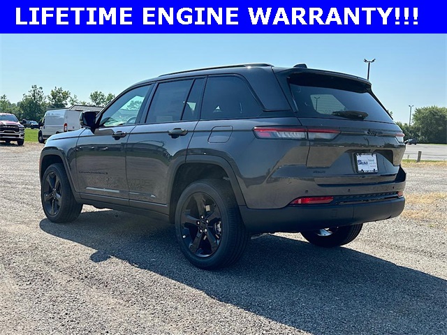 2025 Jeep Grand Cherokee Altitude X photo 5