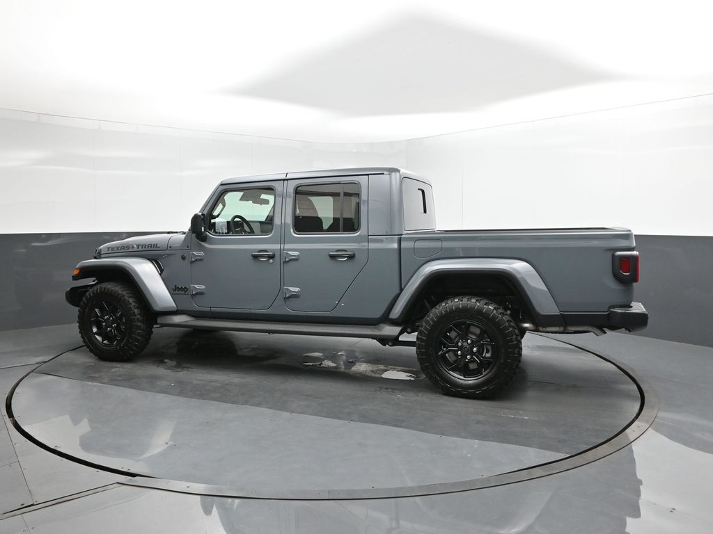 2025 Jeep Gladiator Sport photo 5