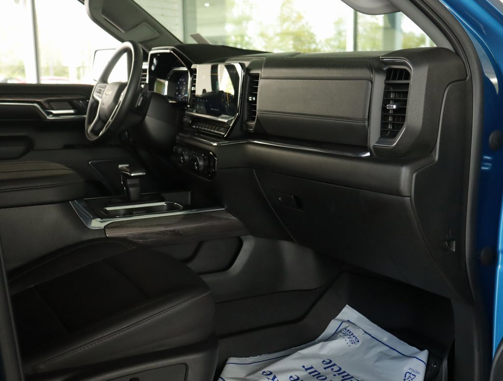 2024 Chevrolet Silverado 1500 LTZ photo 33