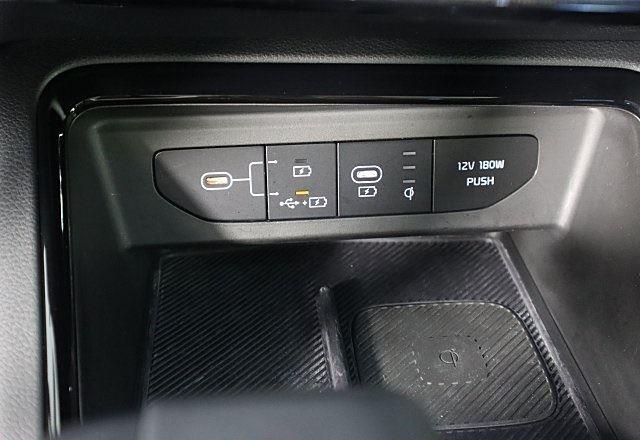 2025 Kia K5 GT-Line photo 28