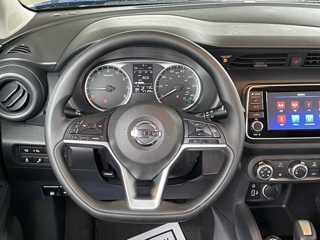 2021 Nissan Kicks S photo 14