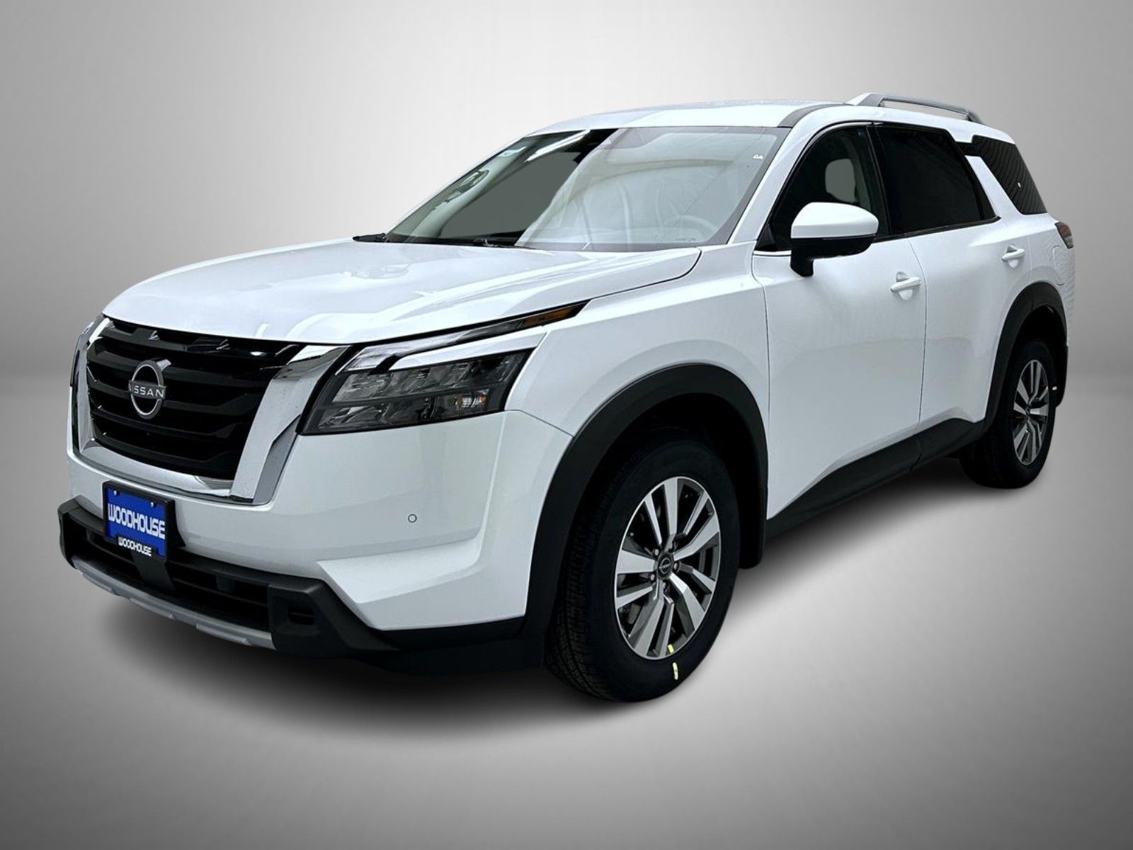 2025 Nissan Pathfinder SL's photo