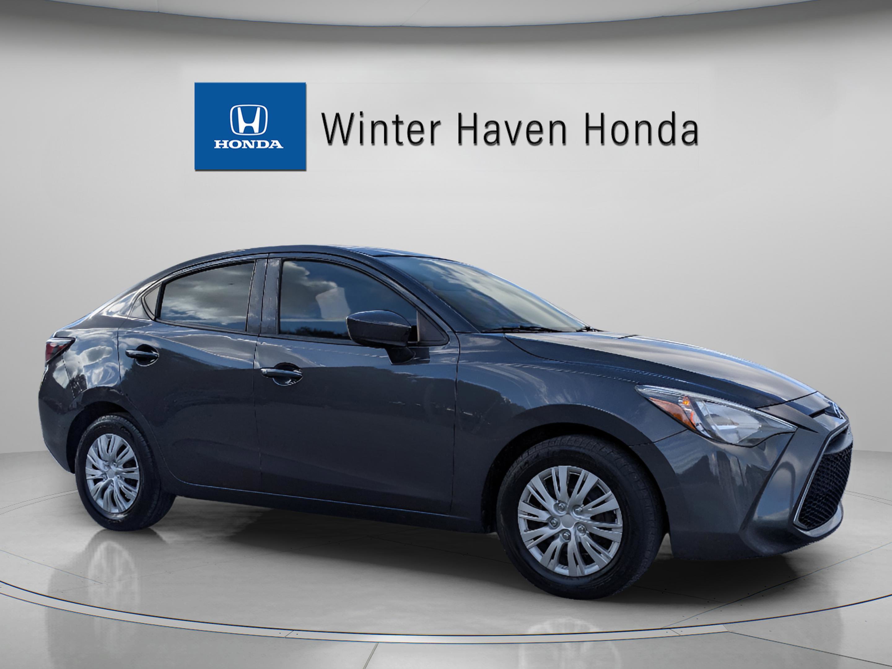 2019 Toyota Yaris L's photo