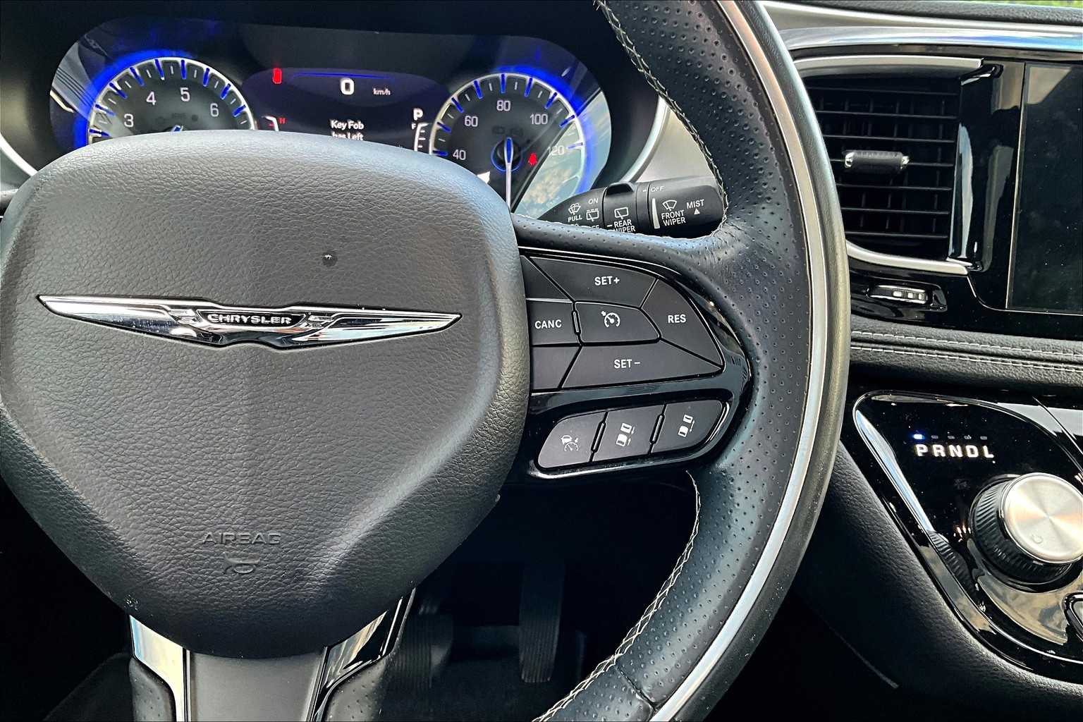 2018 Chrysler Pacifica Limited photo 20