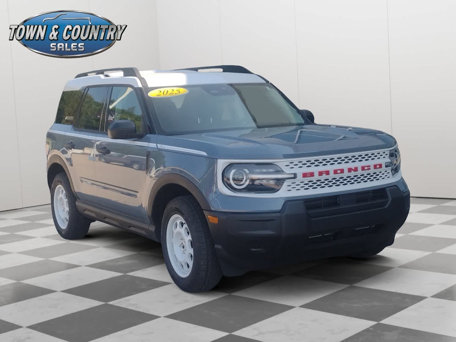 2025 Ford Bronco Sport Heritage's photo
