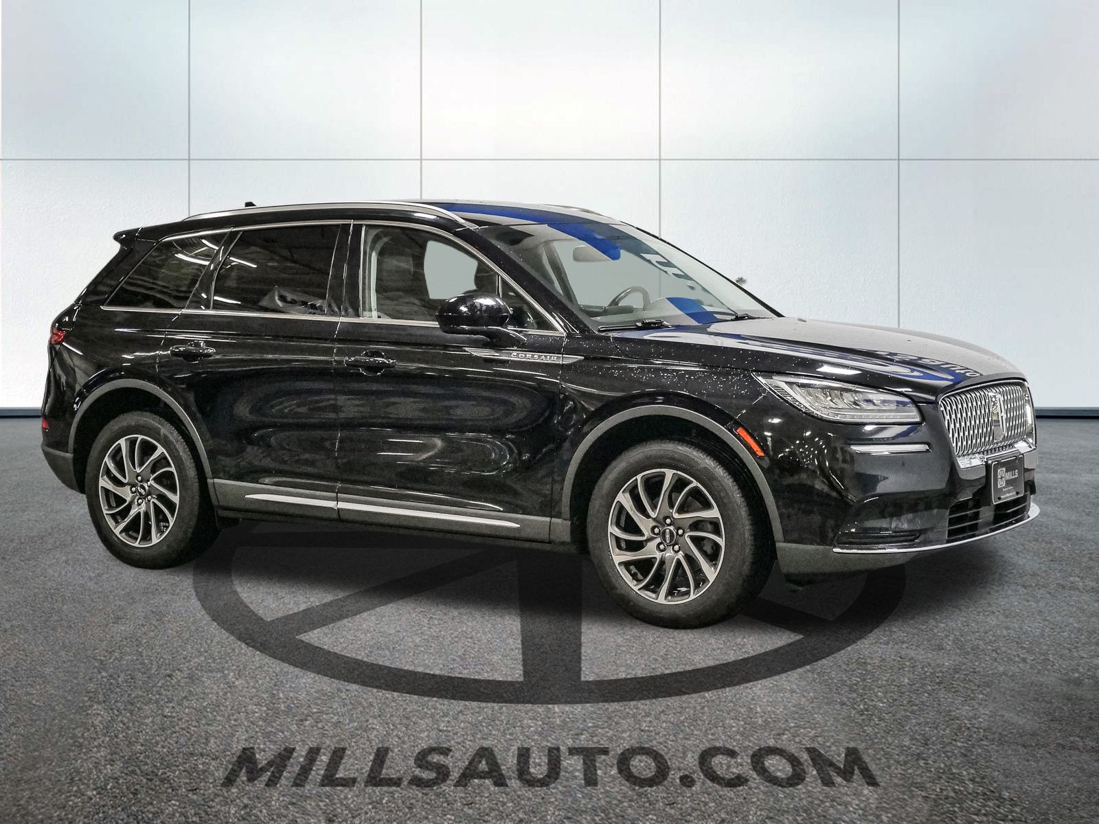 2020 Lincoln Corsair Standard photo 10