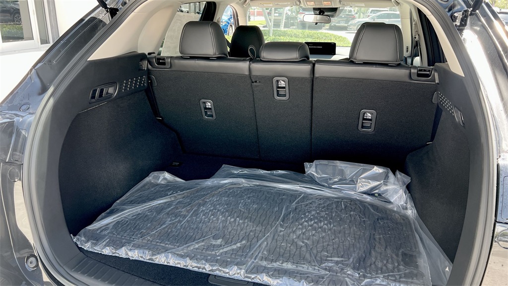 2025 Mazda CX-5 2.5 Select photo 5