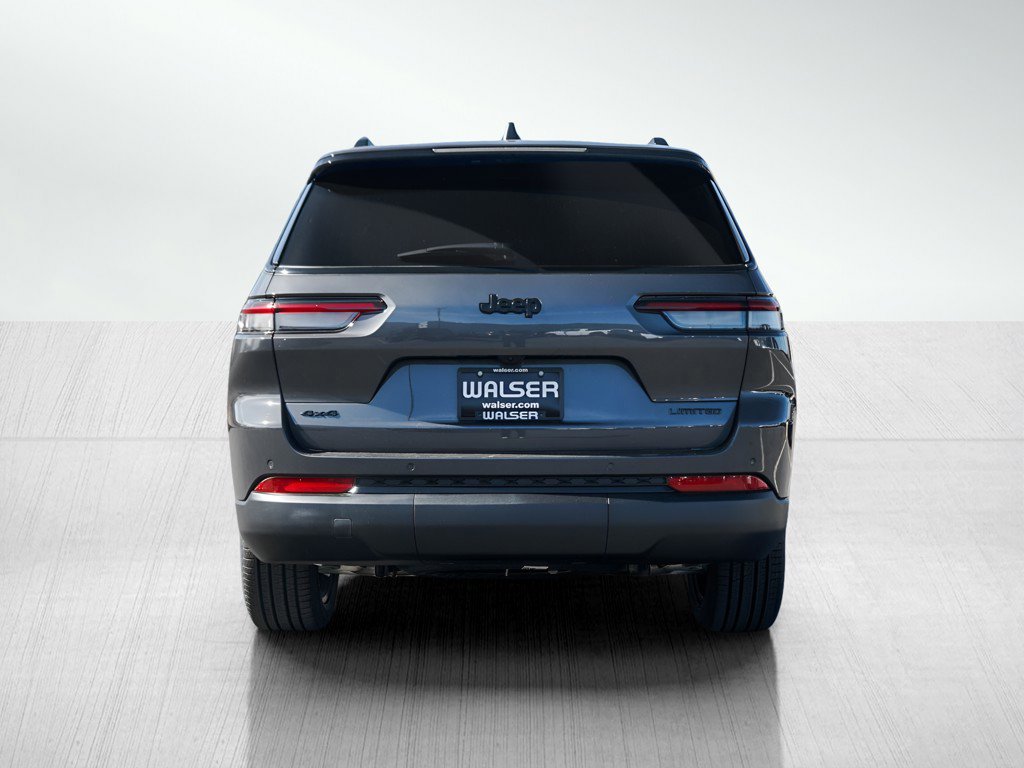 2025 Jeep Grand Cherokee Limited photo 4