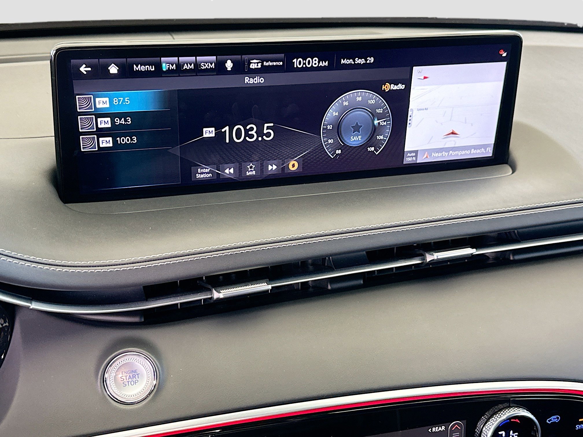 2022 Genesis GV70 3.5T Sport photo 13