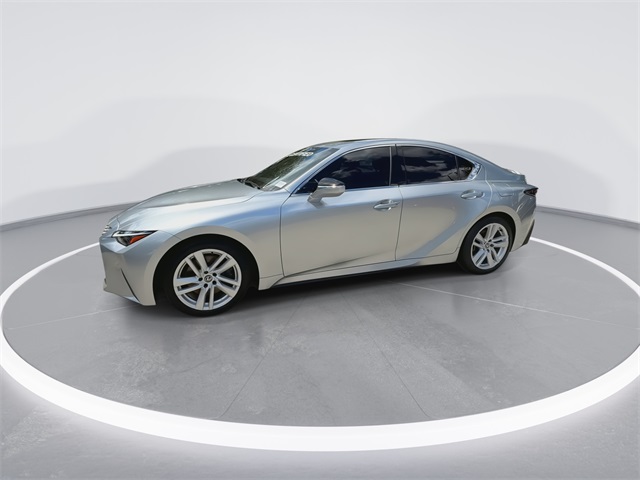 2024 Lexus IS 300 photo 4
