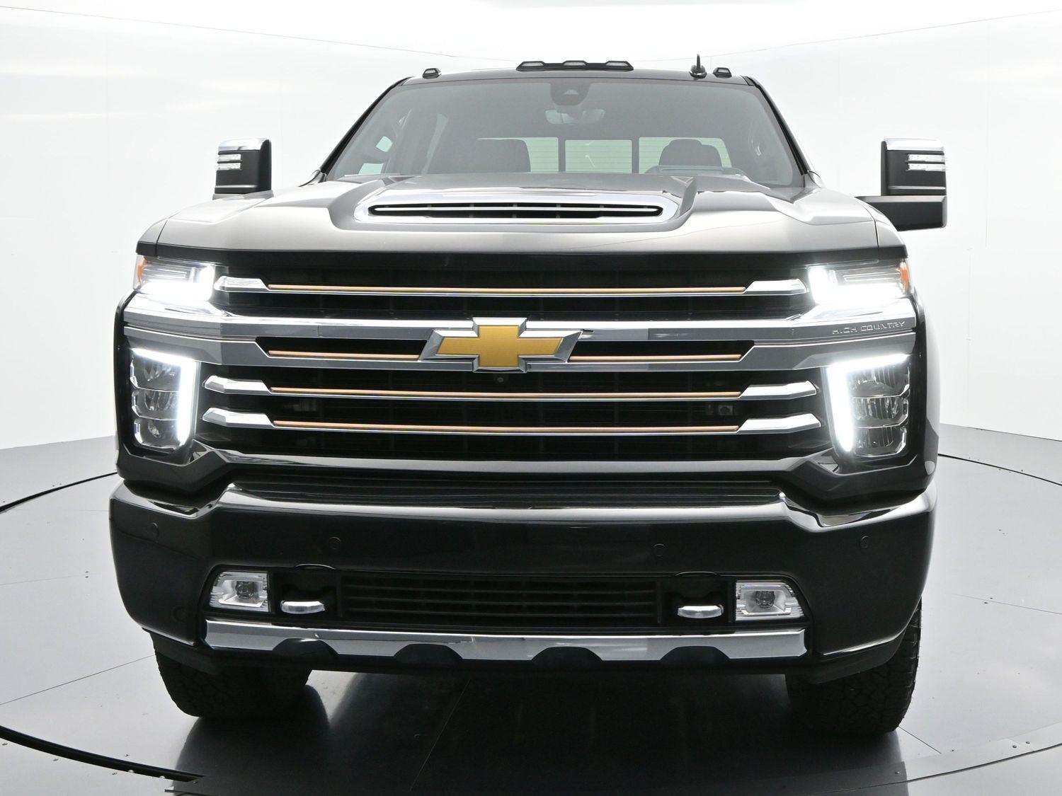 2023 Chevrolet Silverado 2500HD High Country photo 2