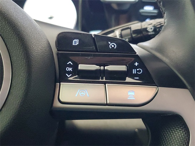 2021 Hyundai Elantra SEL photo 13