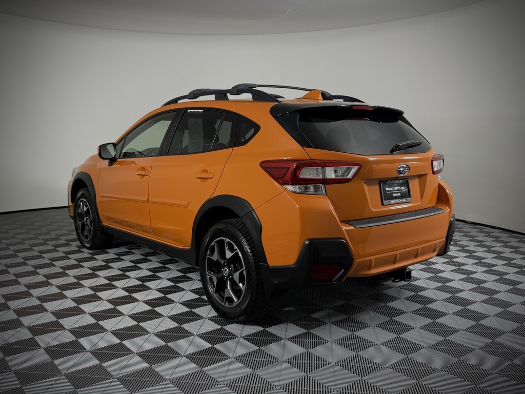 2018 Subaru Crosstrek 2.0i Premium photo 3