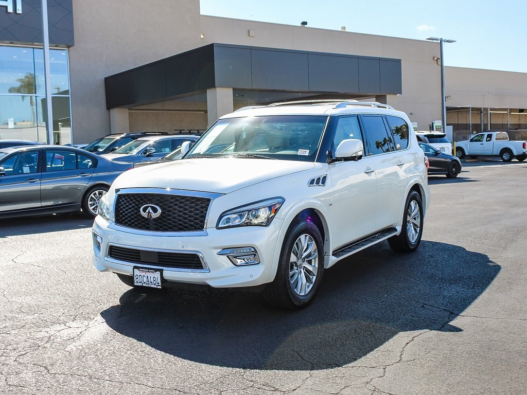2017 Infiniti QX80 Base photo 3