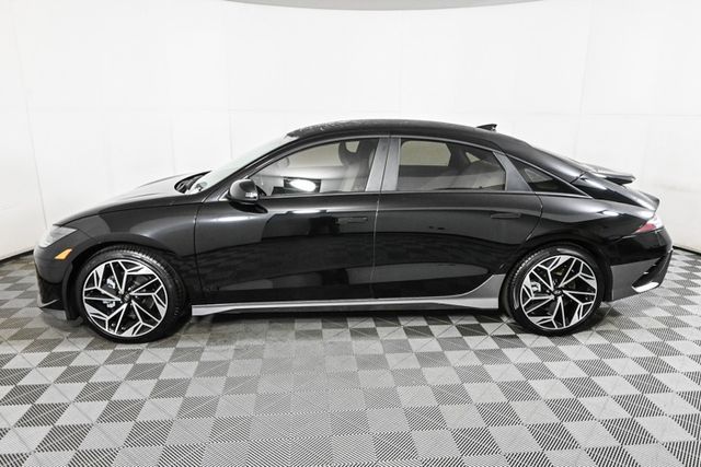 2025 Hyundai Ioniq 6 SEL photo 2