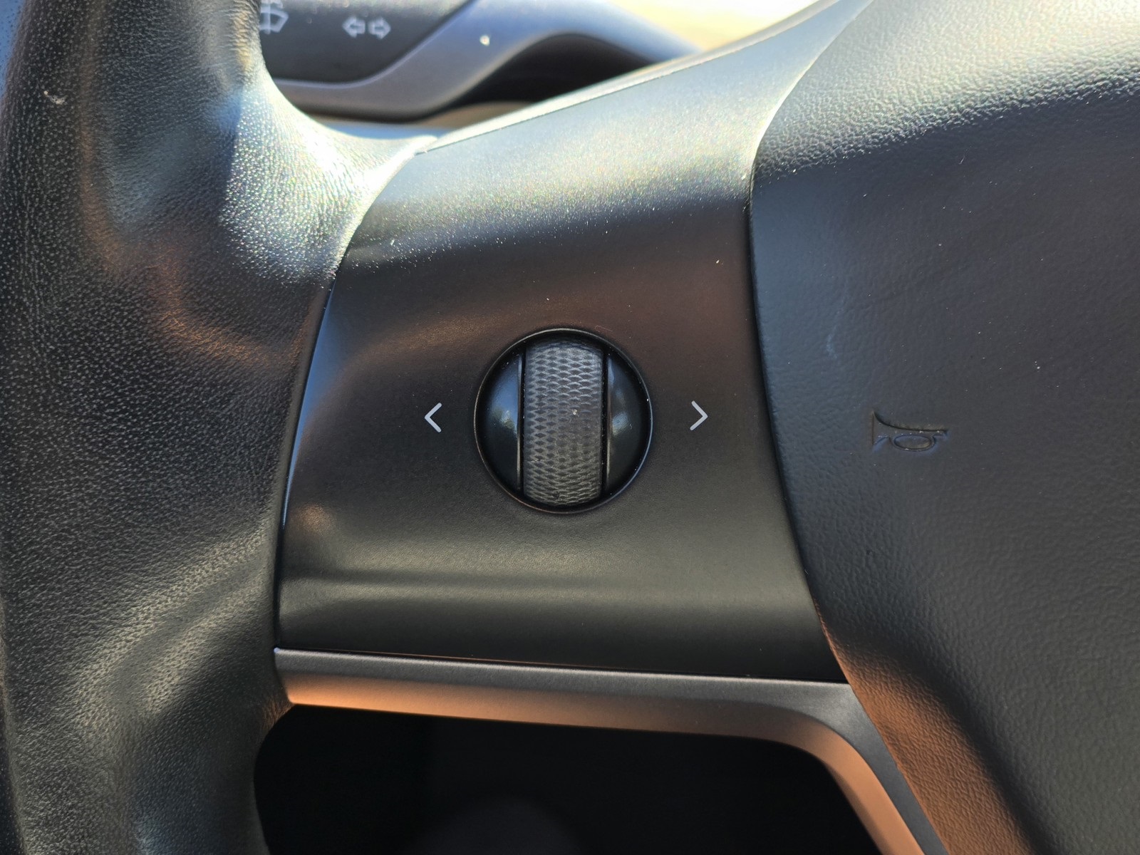 2018 Tesla Model 3 Long Range photo 18