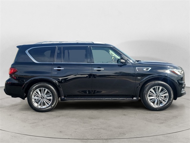 2019 Infiniti QX80 Luxe photo 6