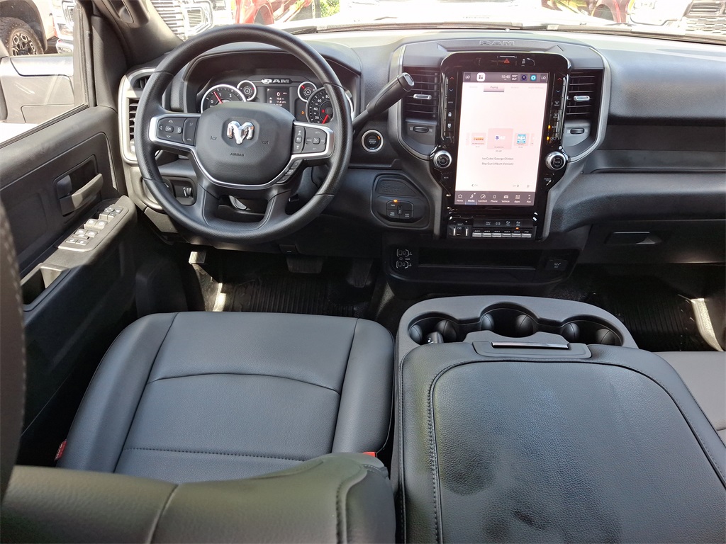 2025 Ram 4500 Tradesman photo 12