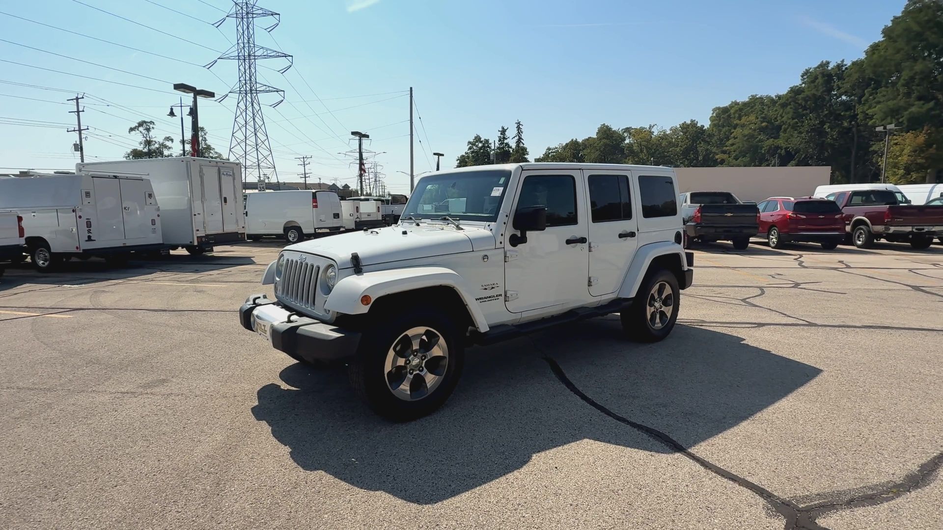 2017 Jeep Wrangler Unlimited Sahara photo 22