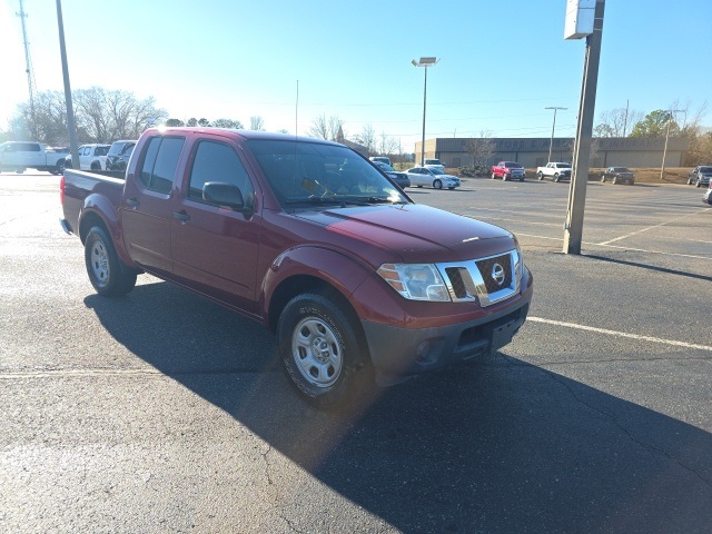 2015 Nissan Frontier S's photo