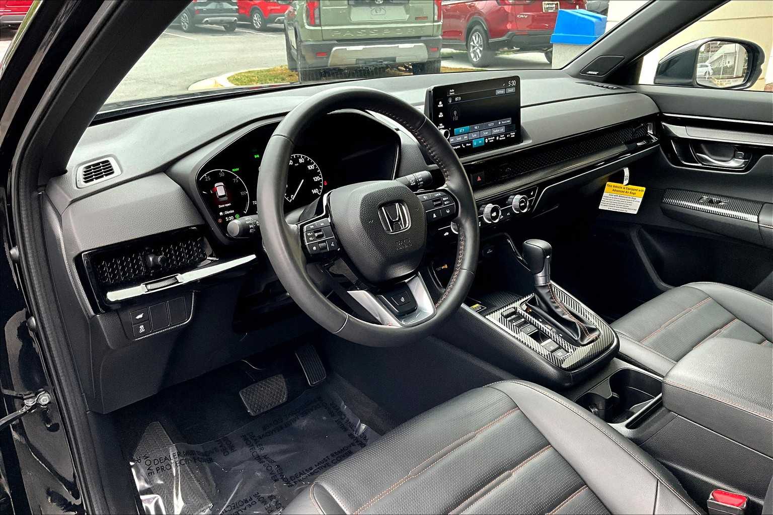 2025 Honda CR-V Hybrid Sport Touring photo 17