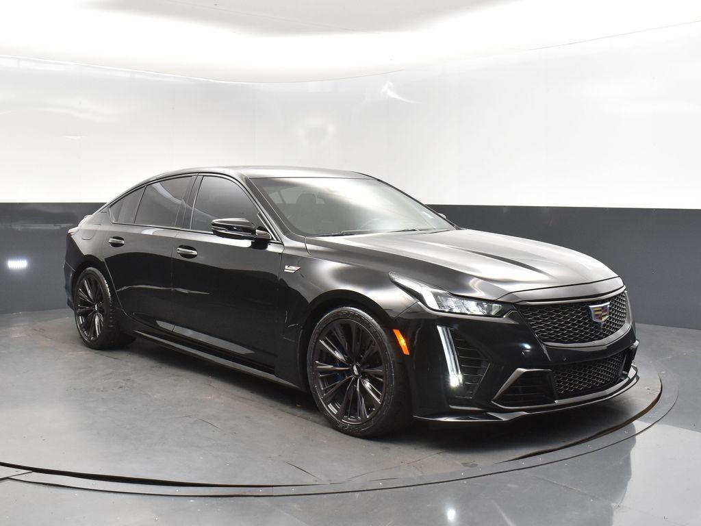2024 Cadillac CT5 V photo 9
