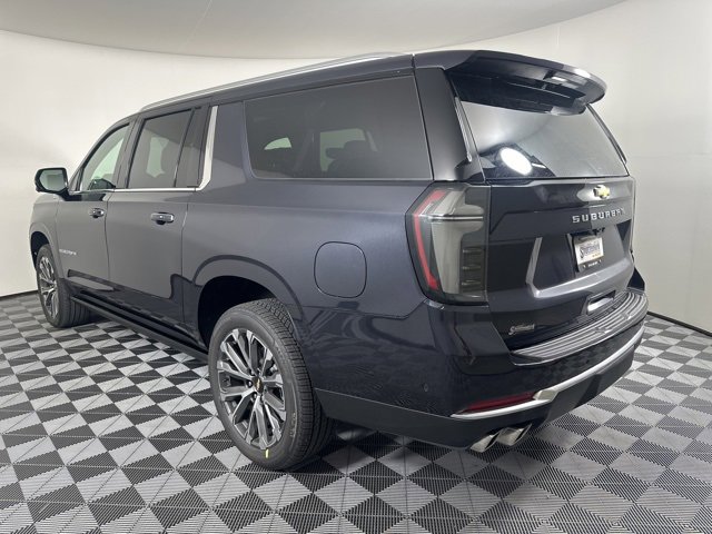 2026 Chevrolet Suburban High Country photo 4