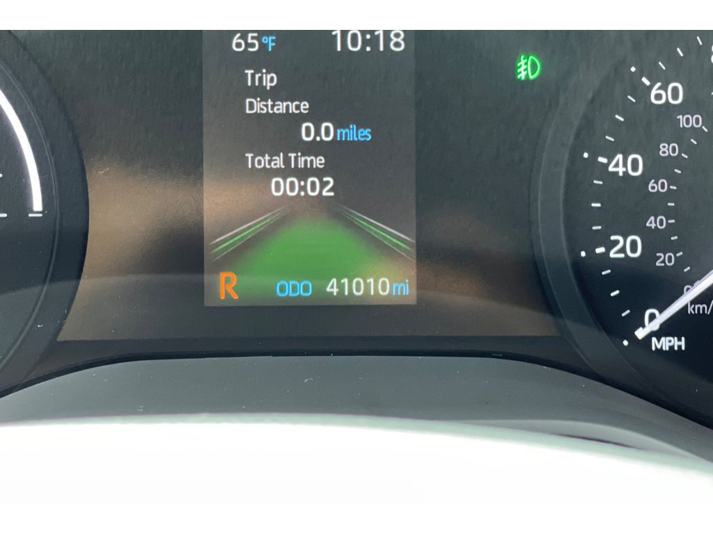 2022 Toyota Sienna XSE photo 34
