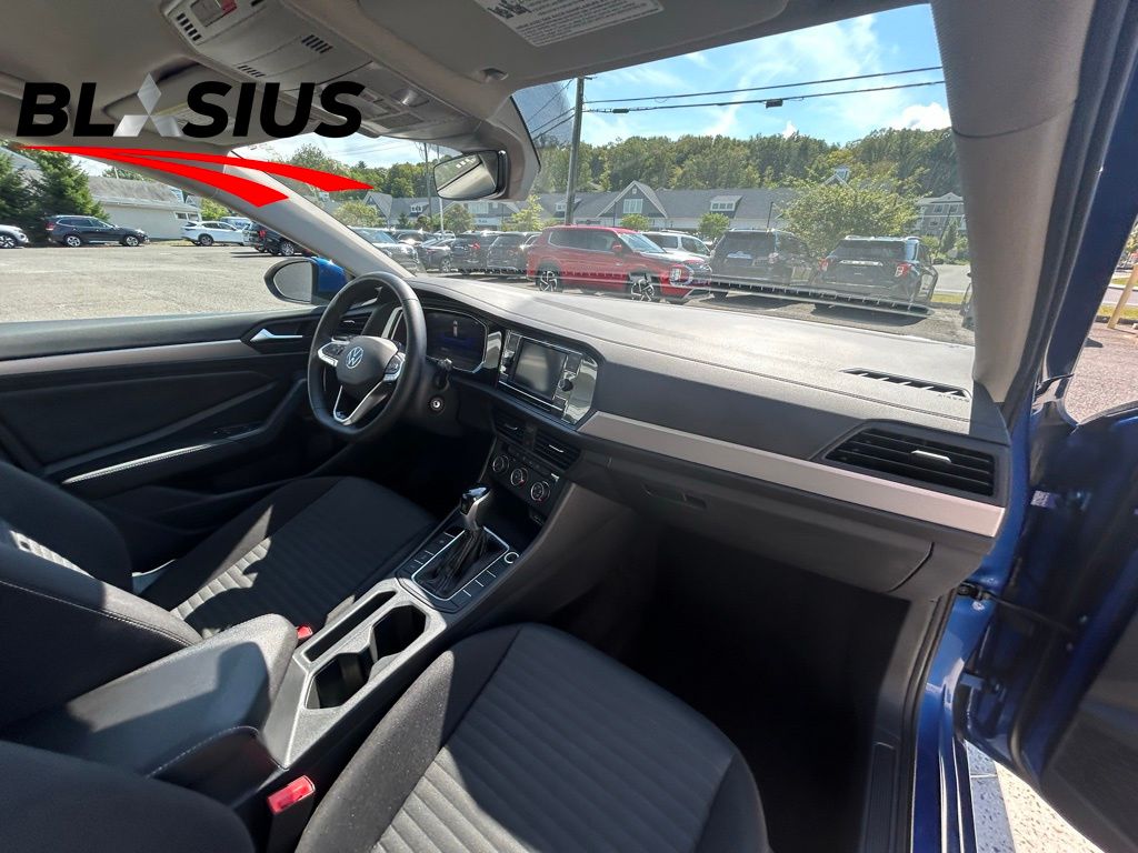 2024 Volkswagen Jetta 1.5T S photo 39