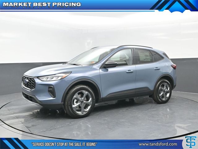 2026 Ford Escape ST-Line's photo