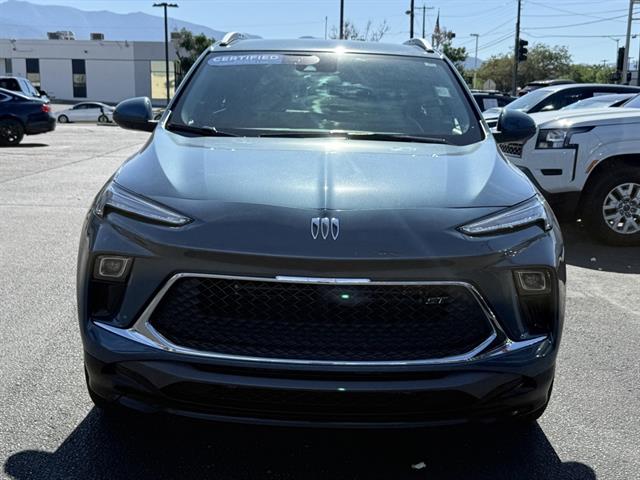 2024 Buick Encore GX Sport Touring photo 2