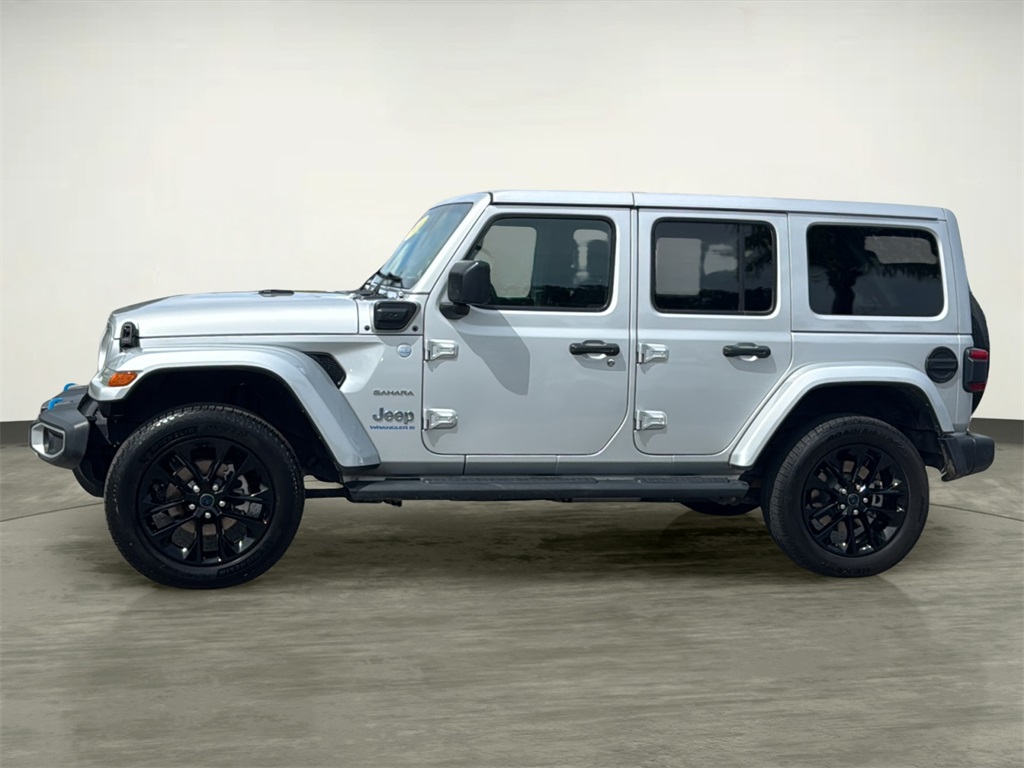 2024 Jeep Wrangler Sahara 4xe photo 4