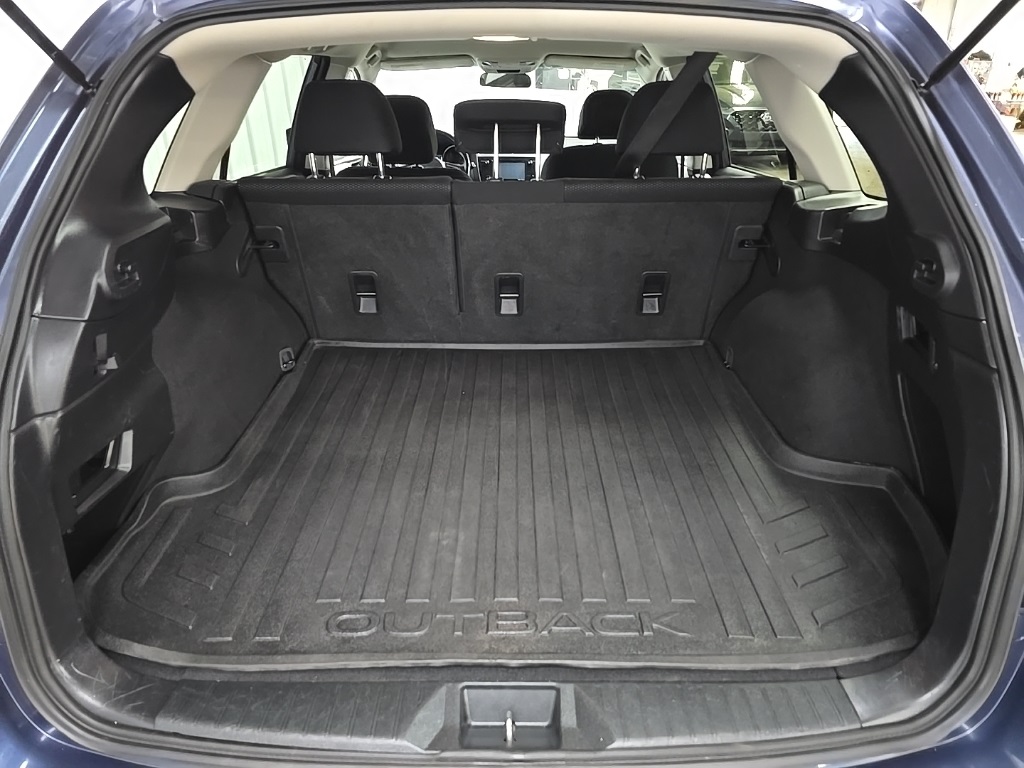 2015 Subaru Outback 2.5i Premium photo 11