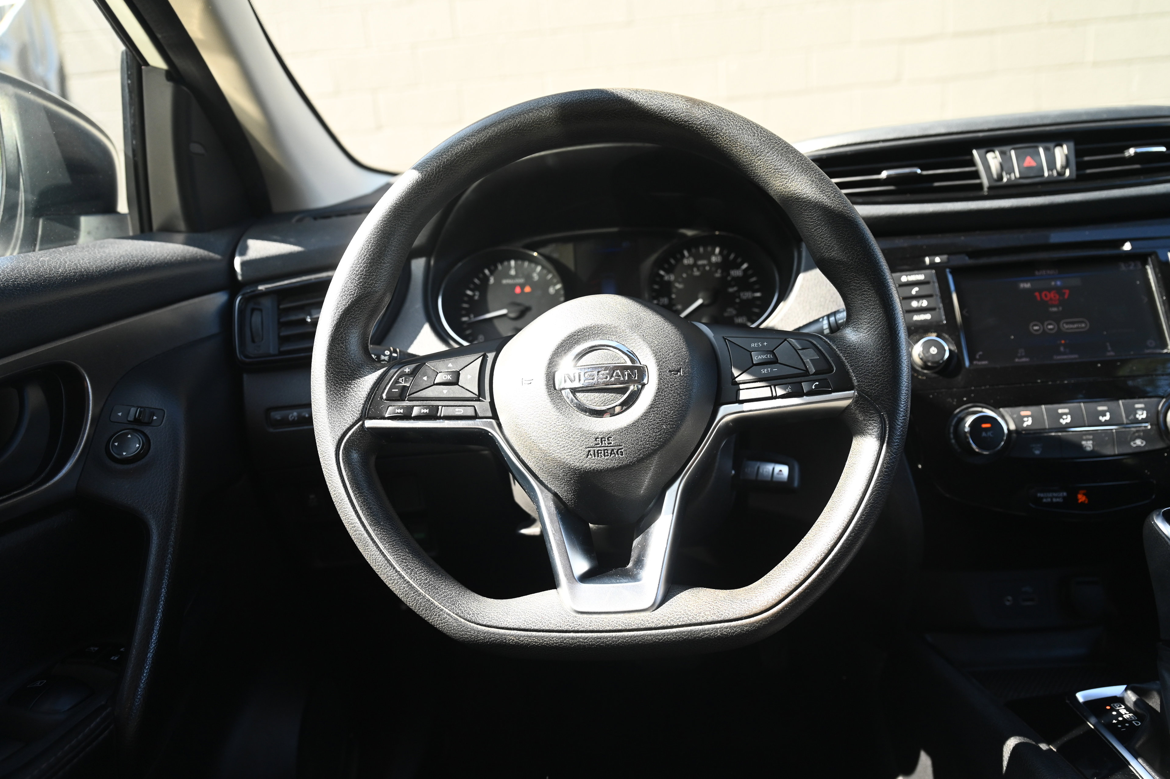 2019 Nissan Rogue Sport S photo 29