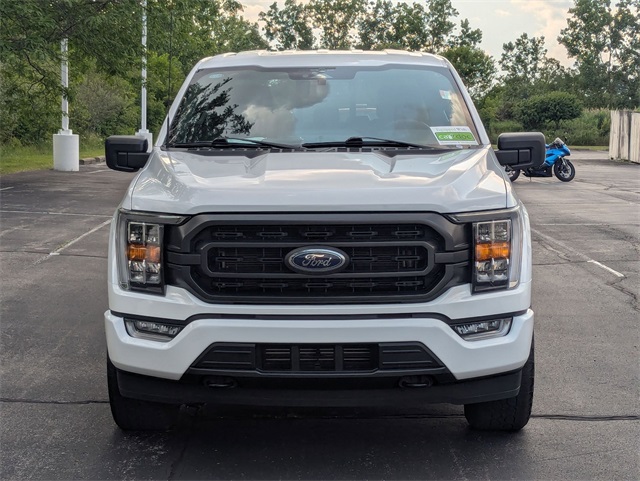 2023 Ford F-150 XLT photo 3