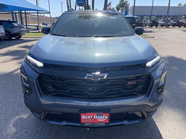 2026 Chevrolet Equinox RS photo 2