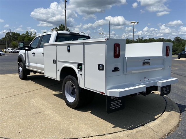 2024 Ford F-550 photo 5
