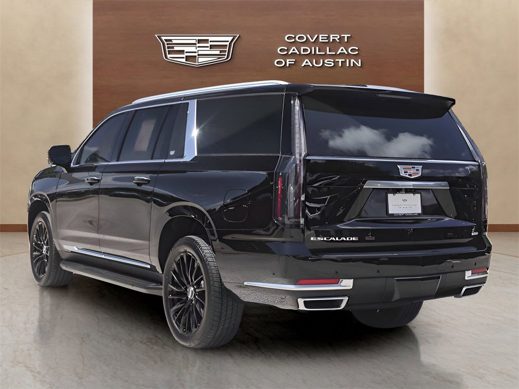 2025 Cadillac Escalade ESV Premium Luxury photo 2