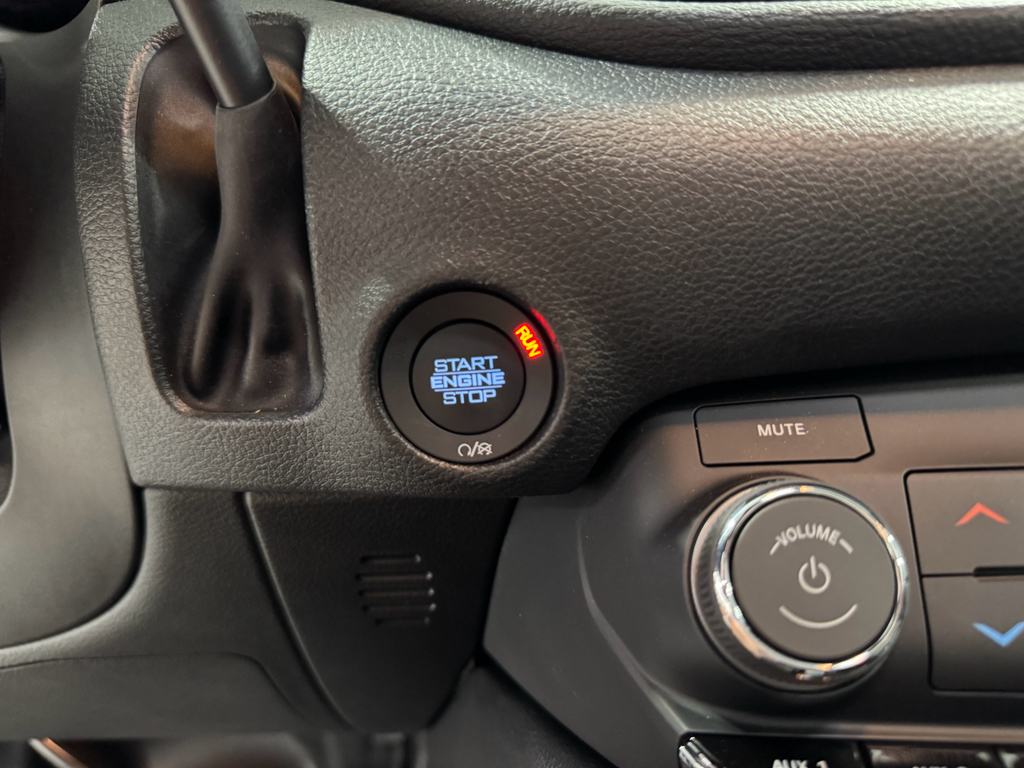 2025 Dodge Durango photo 36