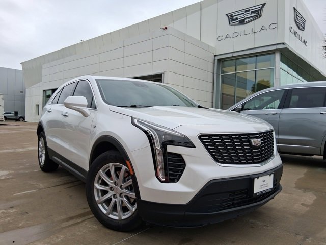 2023 Cadillac XT4 Luxury