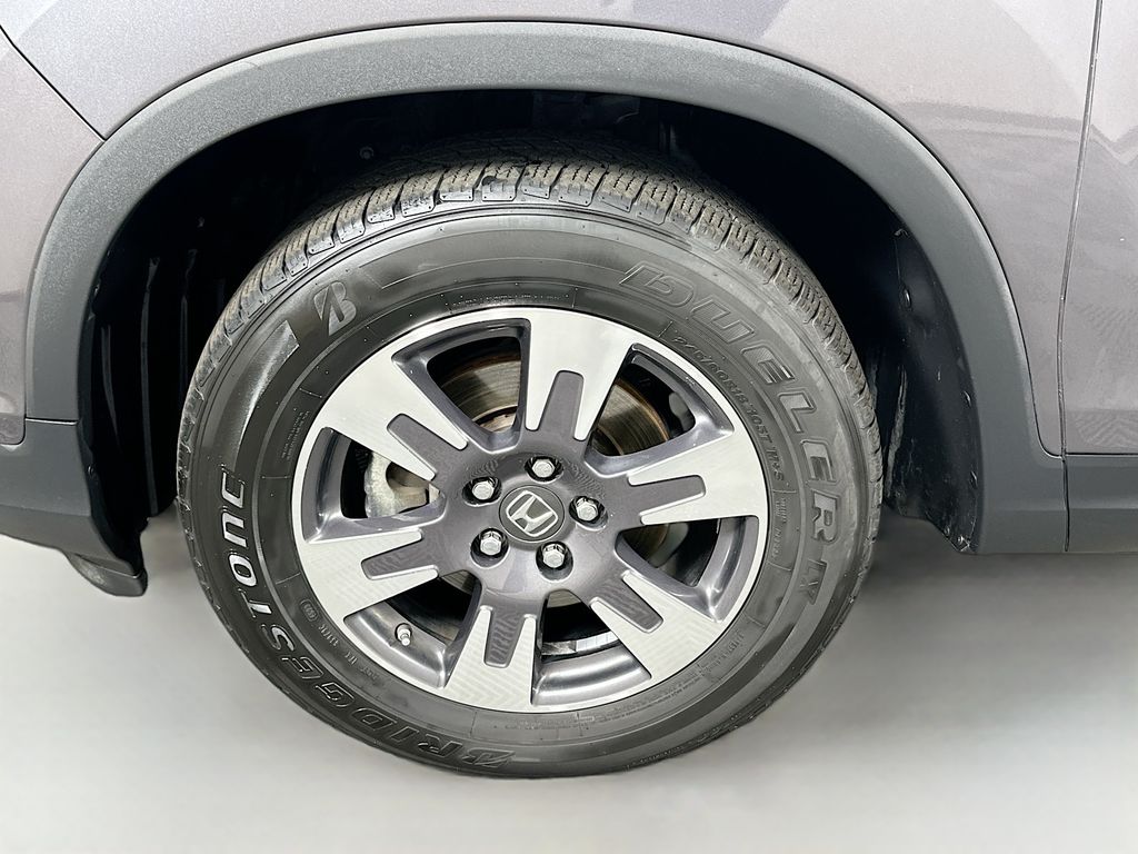 2019 Honda Ridgeline RTL photo 25