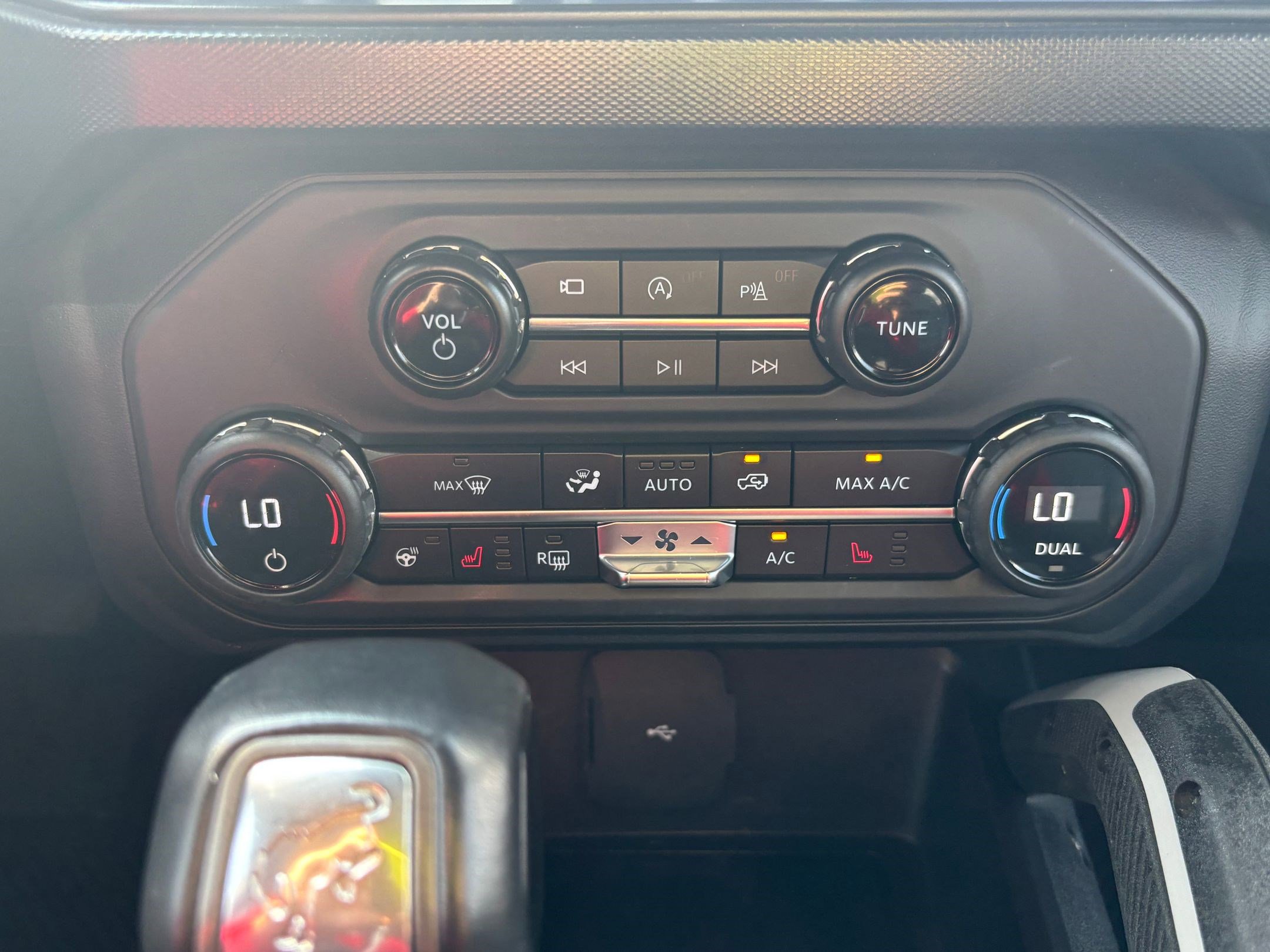2021 Ford Bronco First Edition photo 48