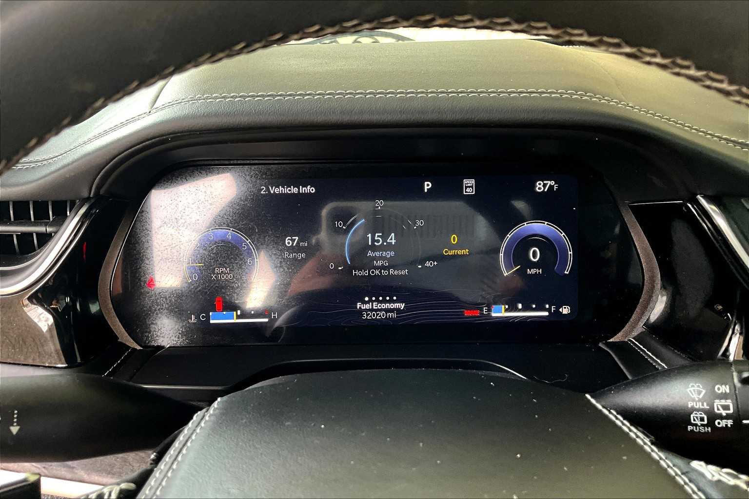 2023 Jeep Grand Cherokee Overland photo 24