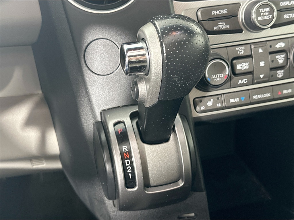 2015 Honda Pilot EX-L photo 16