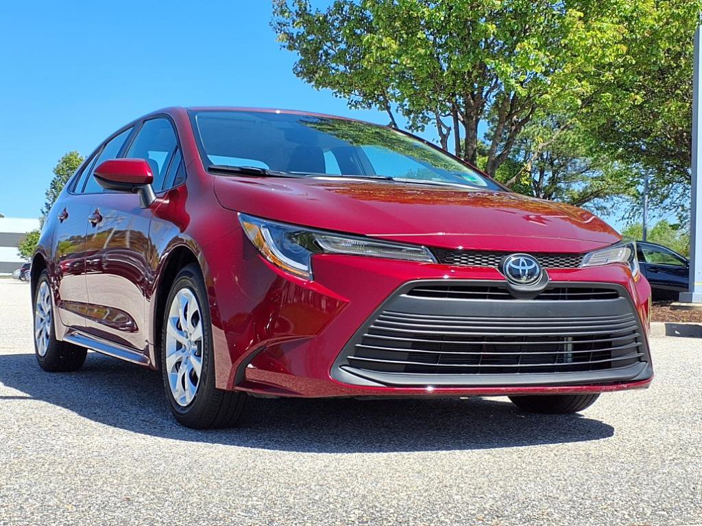 2024 Toyota Corolla LE photo 2