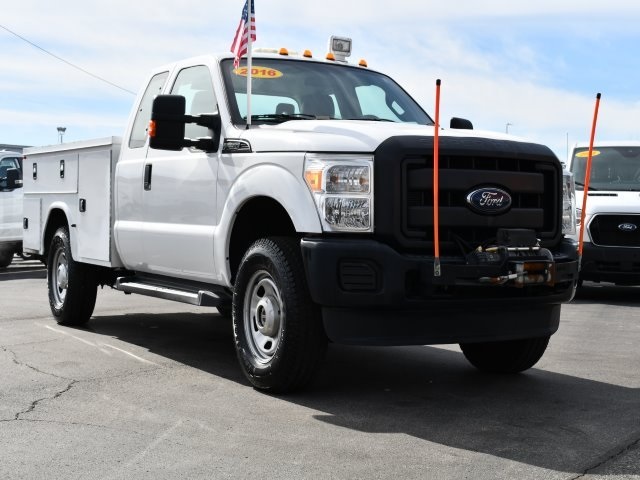 2016 Ford F-350 Super Duty Chassis Cab