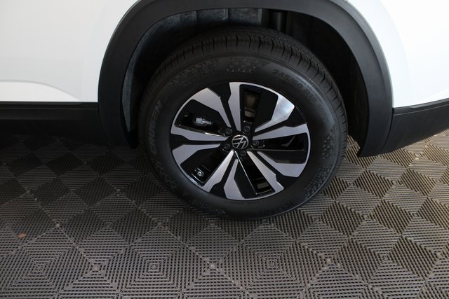 2026 Volkswagen Atlas Cross Sport SE photo 17